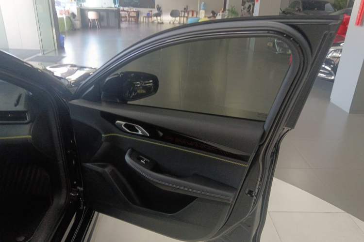 Used Lynk & Co 03 2023 2.0TD DCT H-Power Halo