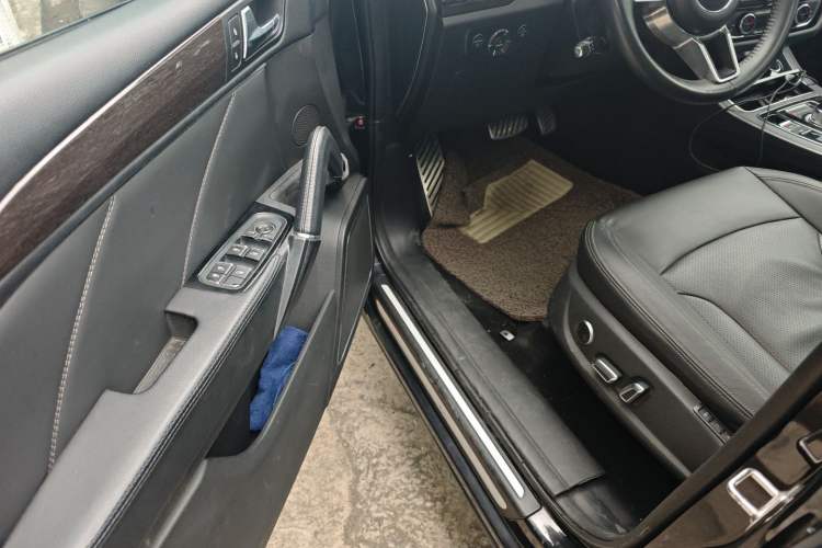 Used Zotye T600 2016 Sport Edition 2.0T DCT Luxury Model