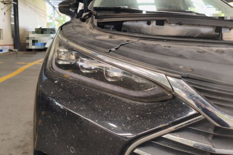 Used BYD Tang 2018 2.0T Automatic SmartConnect Prestige 7-Seater China V Standard