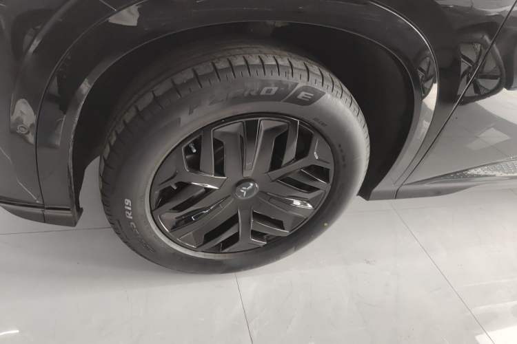 Used Hongqi Tiangong 08 2025 730 Smart Selection Edition Exterior 4