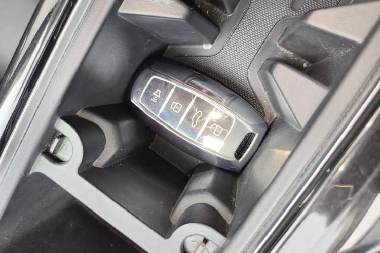 Used Haval DARGO 2021 1.5T DCT Two-Wheel Drive Border Collie Edition Vehicle Key