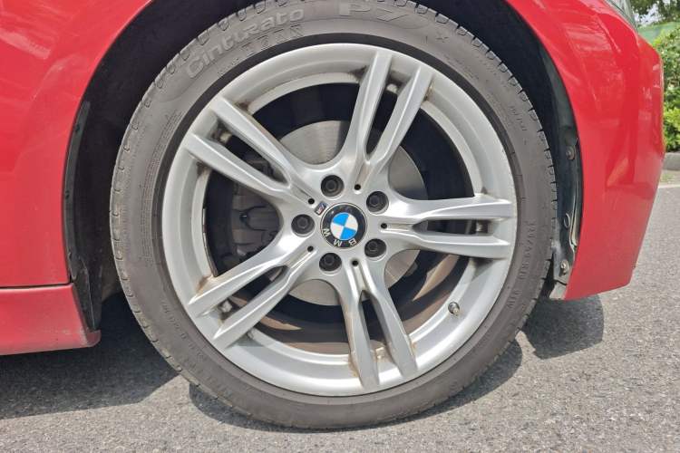 Used BMW 3 Series 2019 320Li M Sport Package Right Front Wheel Hub