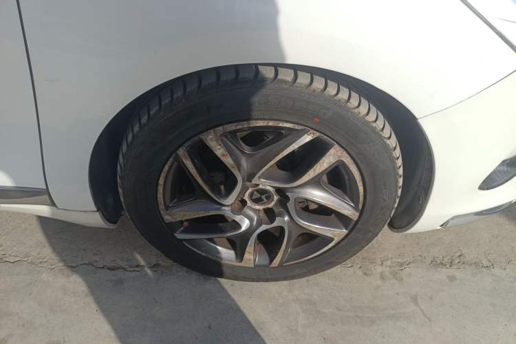 Used DS 5 2012 1.6T Elegant Edition
