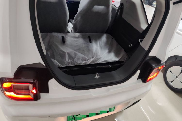 Used Geely Galaxy Panda 2024 Panda Mini 200km Endurance Bear Trunk