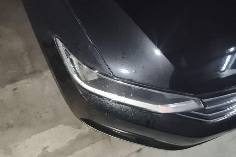 Used Volkswagen Magotan 2018 330TSI DSG Advanced Model Right Front Headlight