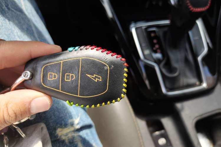 Used Kia Sportage R 2018 2.0L Automatic Smart Luxury Version China V Standard Vehicle Key