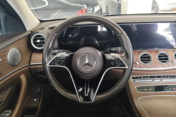 Used Mercedes-Benz E-Class 2021 Facelift E 260 L