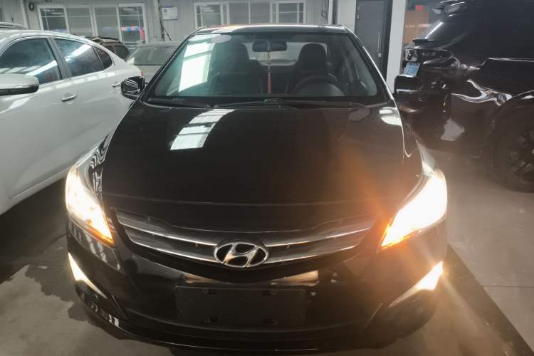 Used Hyundai Verna (older generation) 2014 1.4L Automatic Smart GLS