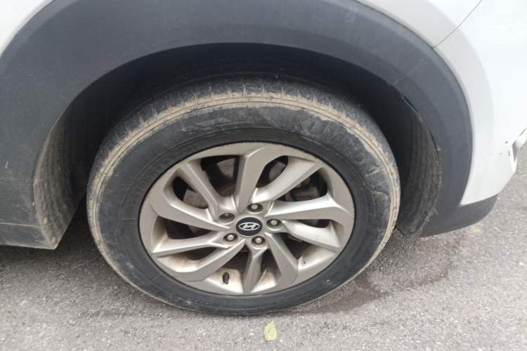 Used Hyundai Tucson 2015 1.6T Dual-Clutch Two-Wheel-Drive Smart Model
