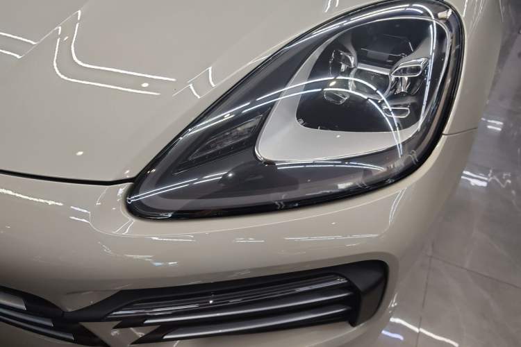 Used Porsche Cayenne 2019 Cayenne 3.0T Left Front Headlight