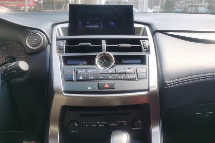 Used Lexus NX 2015 200T All-Wheel-Drive Fēngshàng Edition
