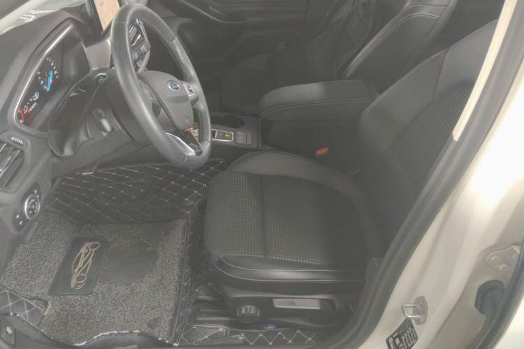 Used Ford Focus 2020 Sedan EcoBoost 180 Automatic Trend Edition