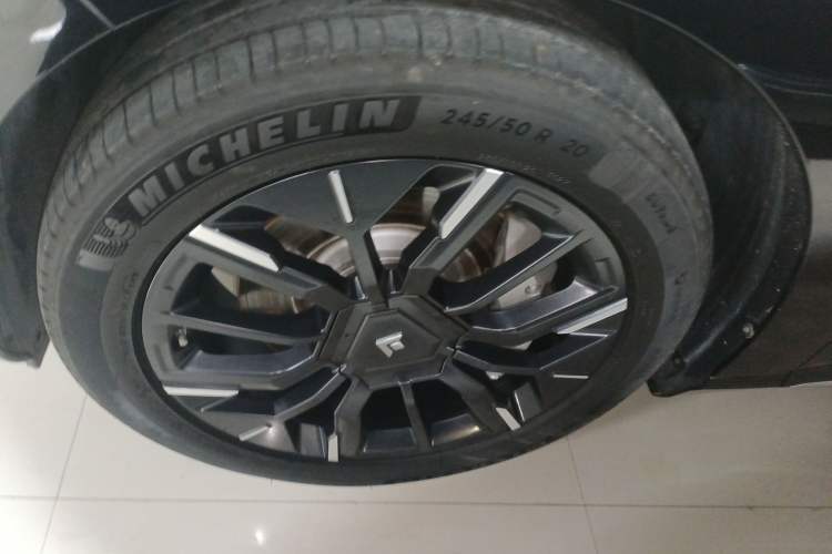Used Hyptec HT 2024 825鸥翼 LiDAR Edition Left Front Wheel Hub