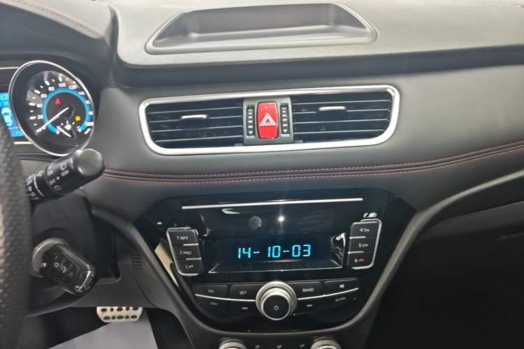 Used Haval H1 2017 Blue Label 1.5L AMT Standard Model