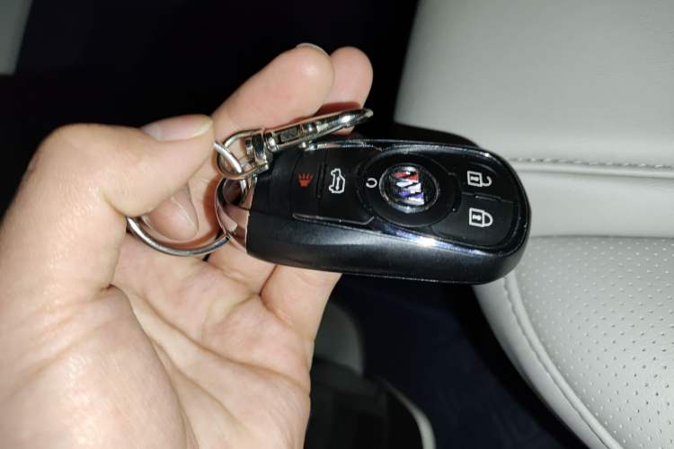 Used Buick GL8 2021 ES Landtrek 653T Comfort Edition
