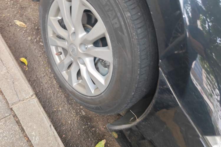 Used Nissan Teana 2013 2.5L XL Leading Edition Right Front Wheel Hub