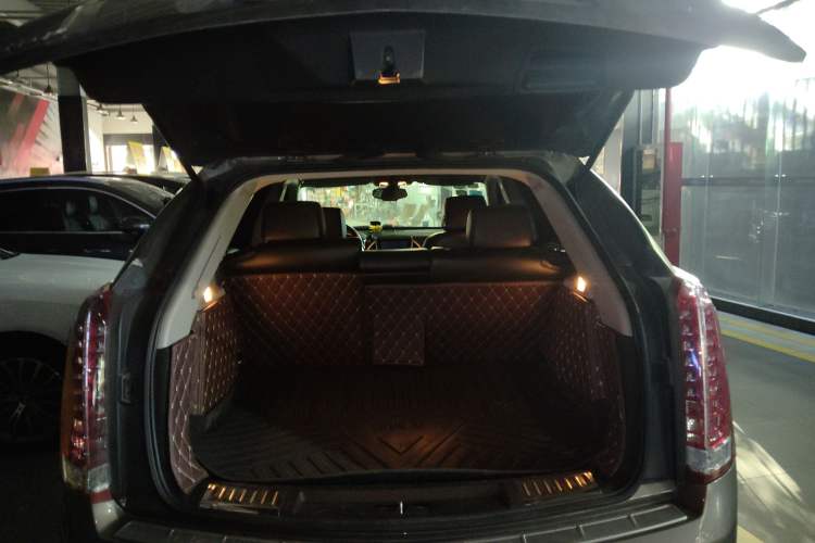 Used Cadillac SRX 2015 3.0L Comfort Version
