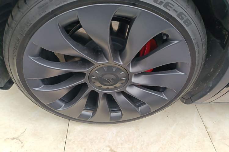 Used Tesla Model Y 2021 Performance High-Performance All-Wheel-Drive Version
