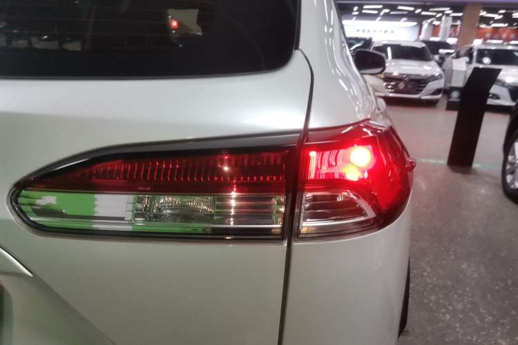 Used Toyota FRONTLANDER 2022 2.0L CVT Elite Edition
