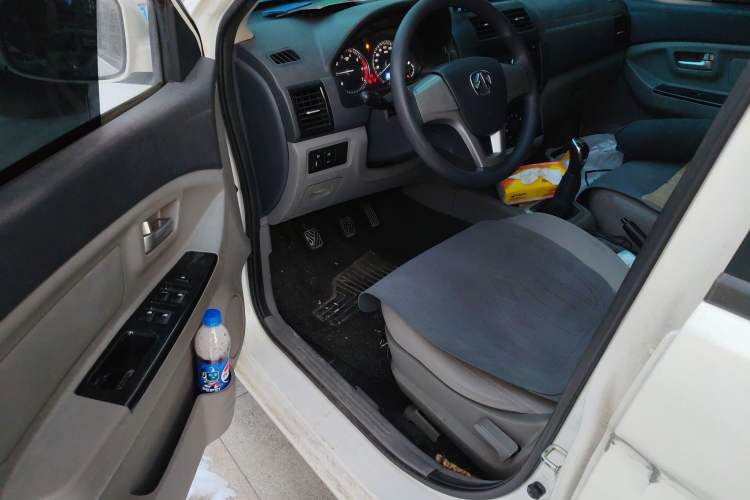 Used BAIC Weiwang M20 2014 1.5L Basic Version DAM15DL