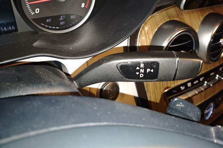 Used Mercedes-Benz C-Class 2015 C 200 L Gear Lever