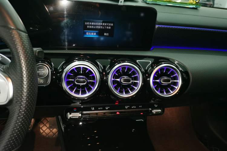 Used Mercedes-Benz A-Class 2022 Second Facelift A 200 L Sport Sedan Fashion Version