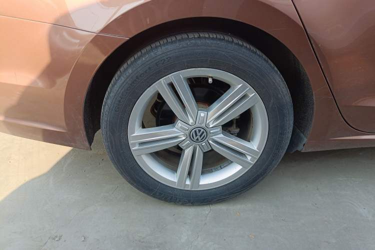 Used Volkswagen Lamando 2017 280TSI DSG Comfort Edition
