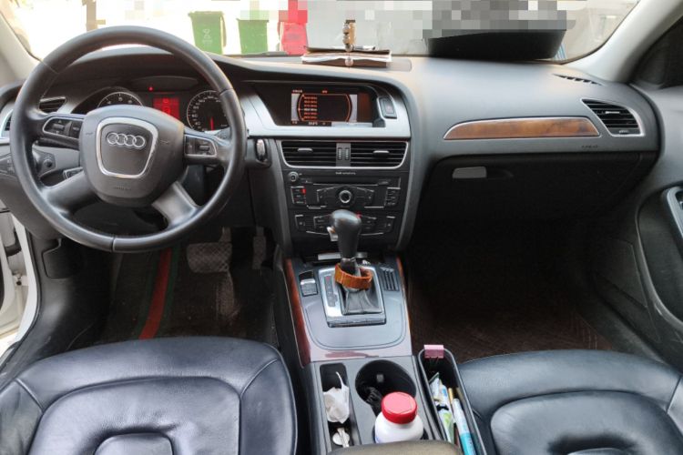 Used Audi A4L 2011 2.0 TFSI Comfort Model
