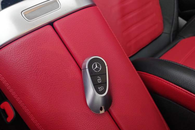 Used Mercedes-Benz C-Class 2022 Revised C 260 L Starry Night Sport Edition Vehicle Key