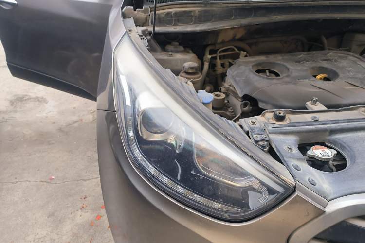 Used Hyundai ix35 2013 2.0L Automatic Two-Wheel Drive Smart GLS China IV Standard