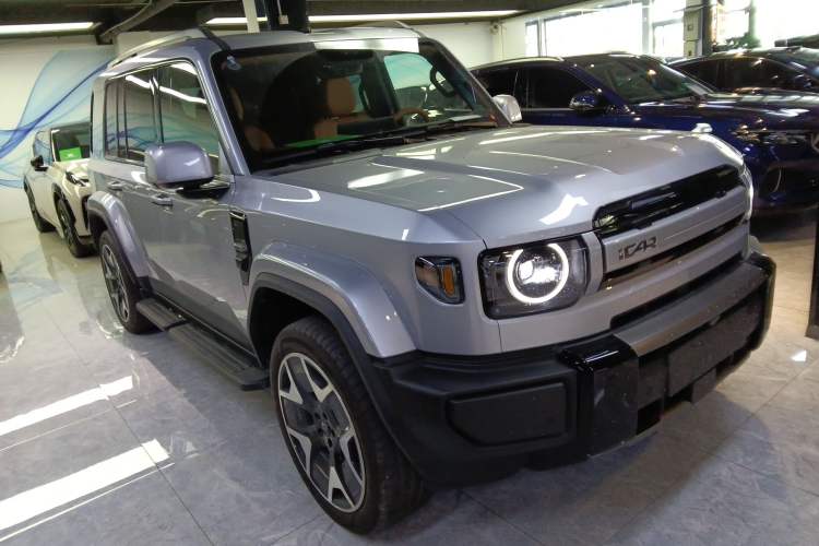 Used iCAR V27 2026 Model 200KM Four-Wheel Drive Falcon 500