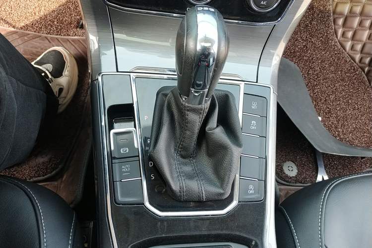 Used Volkswagen Passat 2016 330TSI DSG Luxury Edition