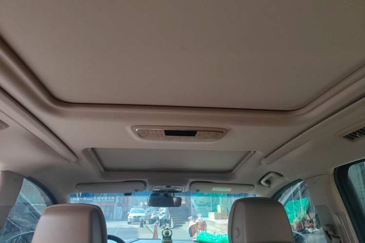 Used Buick GL8 2021 ES Landtrek 653T Smart Luxury Model Headliner