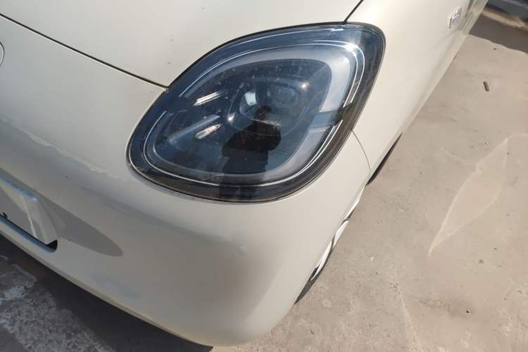 Used Wuling Hongguang MINIEV 2025 Four-Door Version Advanced Edition Left Front Headlight