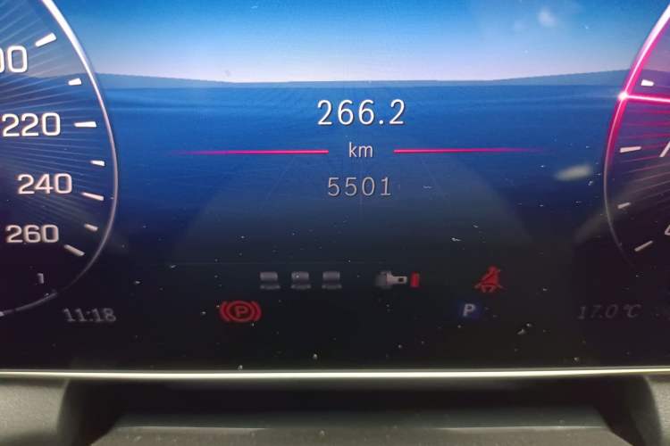 Used Mercedes-Benz GLC 2025 GLC 300 L 4MATIC Dynamic Model 5 Seats
