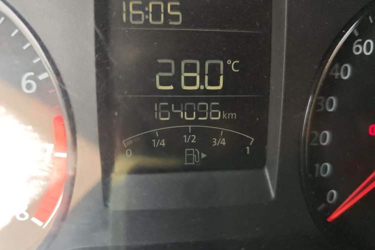 Used Volkswagen Polo 2014 1.4L Manual Fashion Edition
