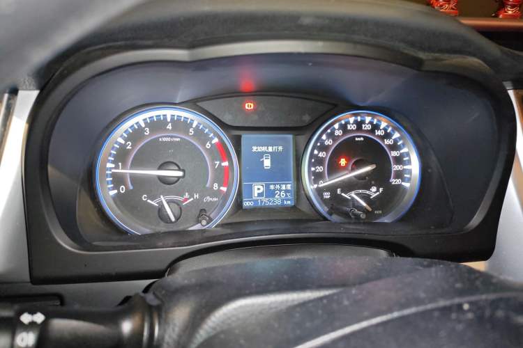 Used Toyota Highlander 2015 2.0T Two-Wheel Drive Elite Edition 7 Seats