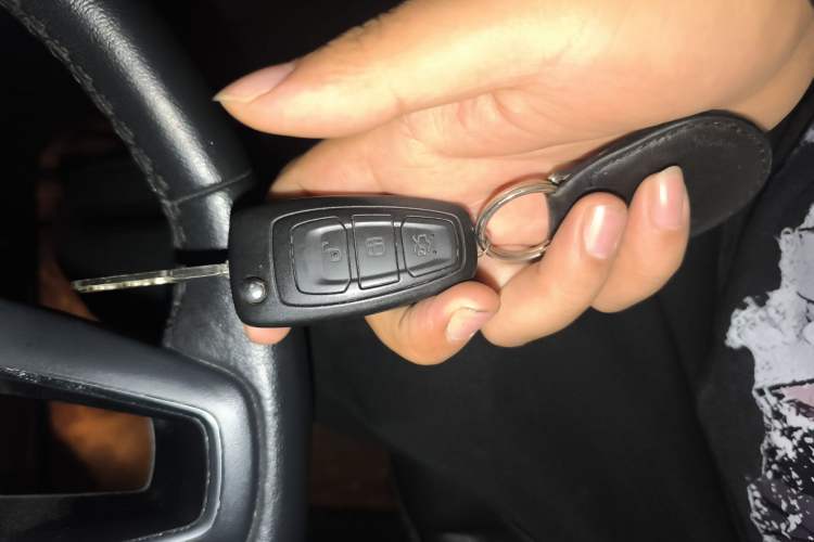 Used Ford Kuga 2017 EcoBoost 180 Two-Wheel-Drive Tiger Leap Model