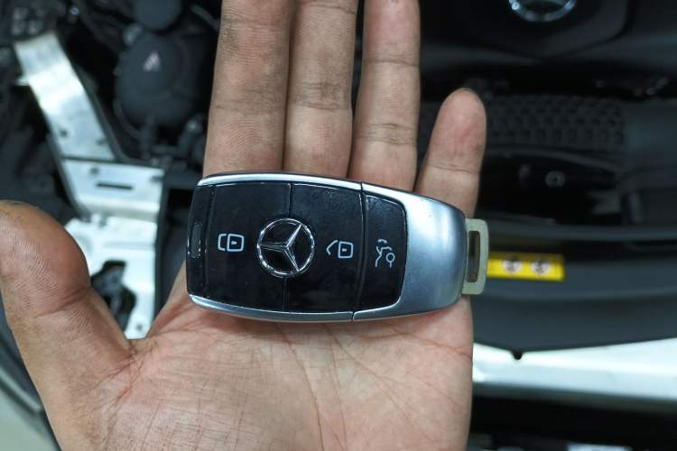 Used Mercedes-Benz E-Class New Energy 2021 E 350 e L Plug-in Hybrid Sedan