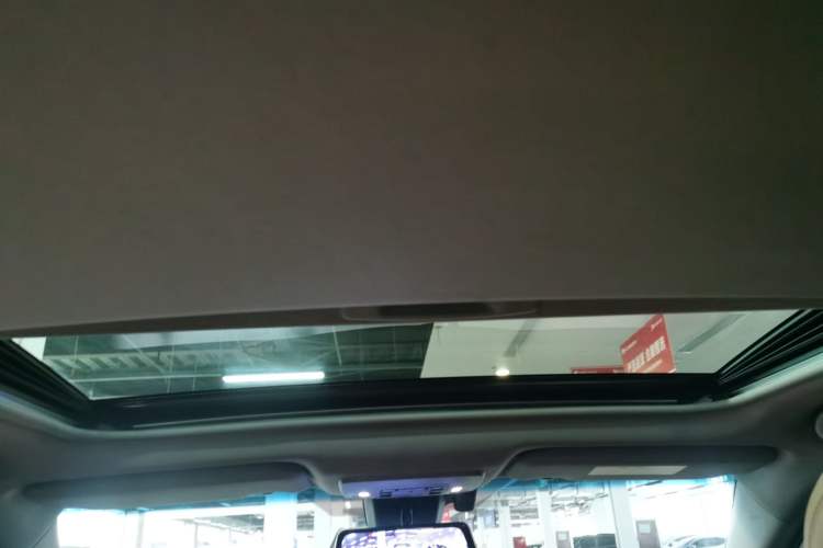 Used Toyota Camry 2019 Revised Version 2.0G Luxury Edition Headliner