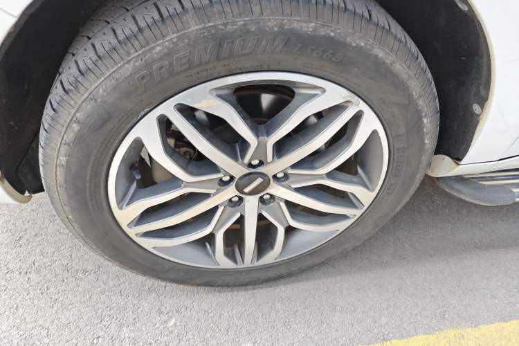 Used Wey VV5 2017 2.0T Ultra-Luxury Version
