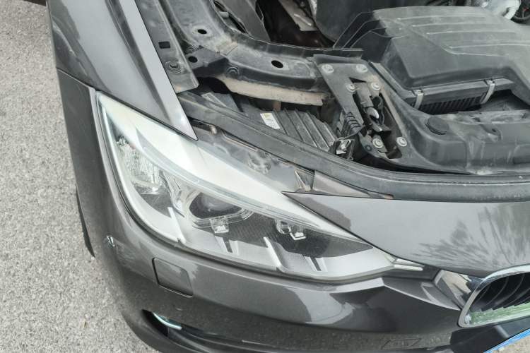 Used BMW 3 Series 2013 320Li Fashion Model
