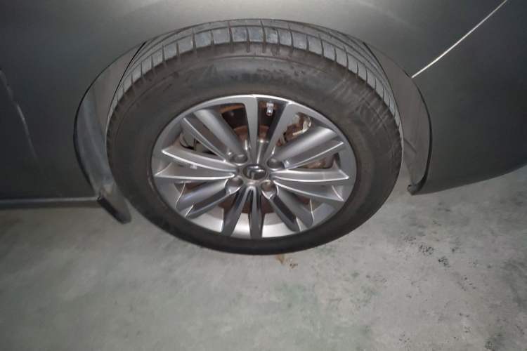 Used Citroen C4L 2014 1.8L Intelligent Drive Automatic Dynamic Model Right Front Wheel Hub
