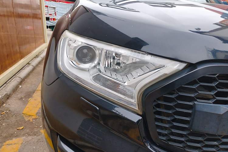 Used Ford Everest 2016 2.0T Gasoline Automatic 4x4 Flagship Edition