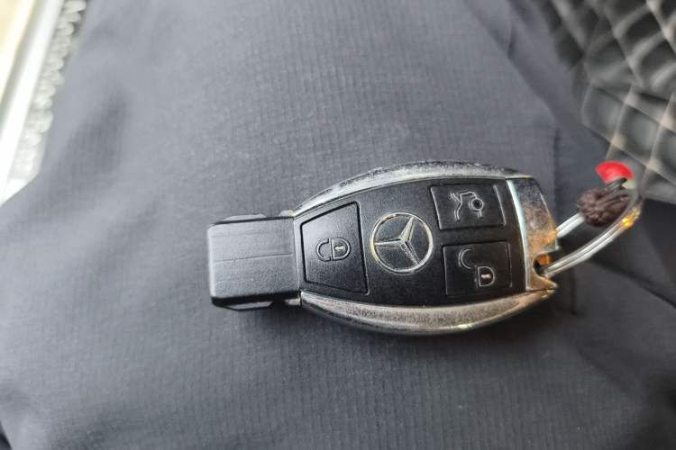 Used Mercedes-Benz M-Class 2012 ML 300
