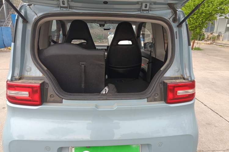 Used Wuling Hongguang MINIEV 2020 Freedom Version Lithium Iron Phosphate Trunk