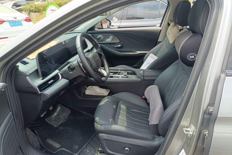 Used Chery Arrizo 8 2023 High-Performance Edition 2.0T DCT Powerfully Equipped
