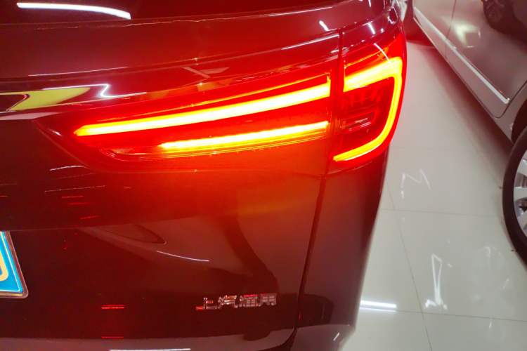 Used Buick GL8 2021 ES Landtrek 653T Luxury Model
