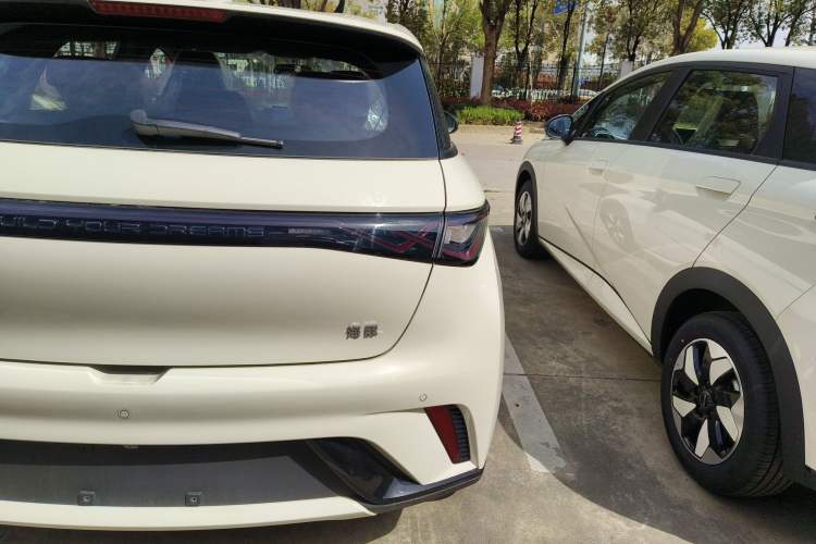 Used BYD Dolphin 2025 420km Free Edition
