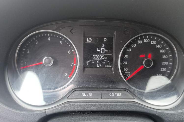 Used Volkswagen Polo 2016 1.6L Automatic Comfort Model
